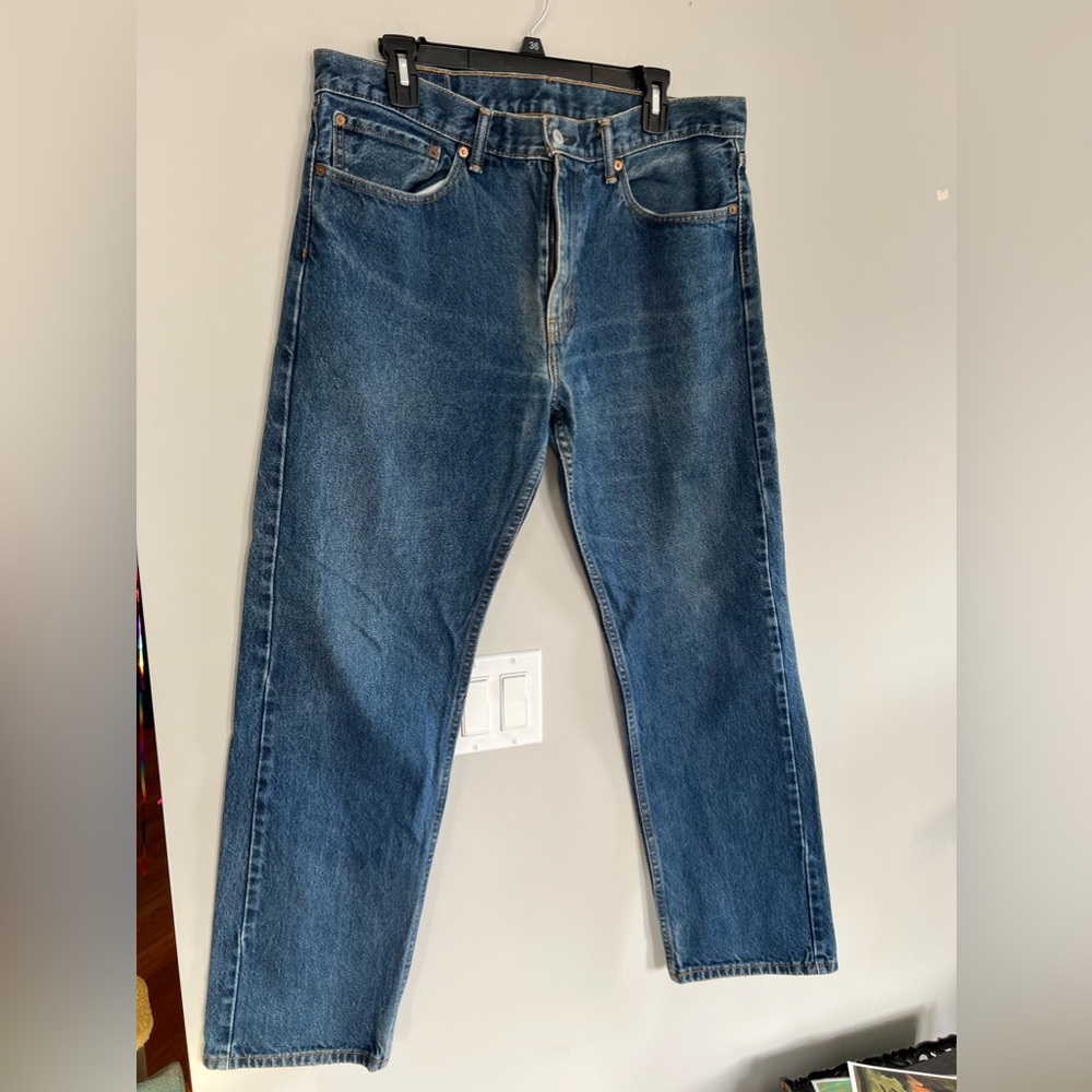 Levi’s Men’s 505 Straight Fit Med Wash Jeans, 36x32